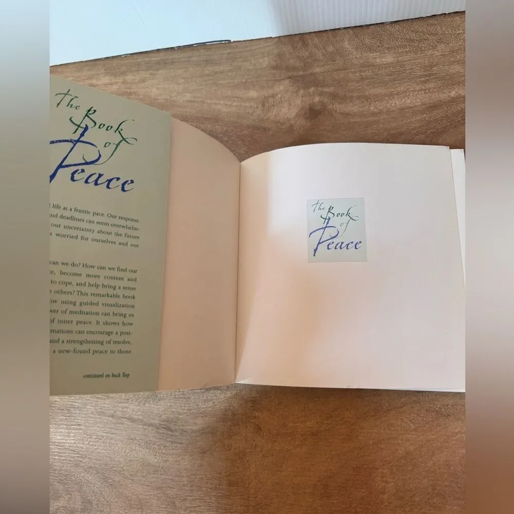 Book of Peace : Meditations from Around the World by Claire Nahmad (2003, Trade